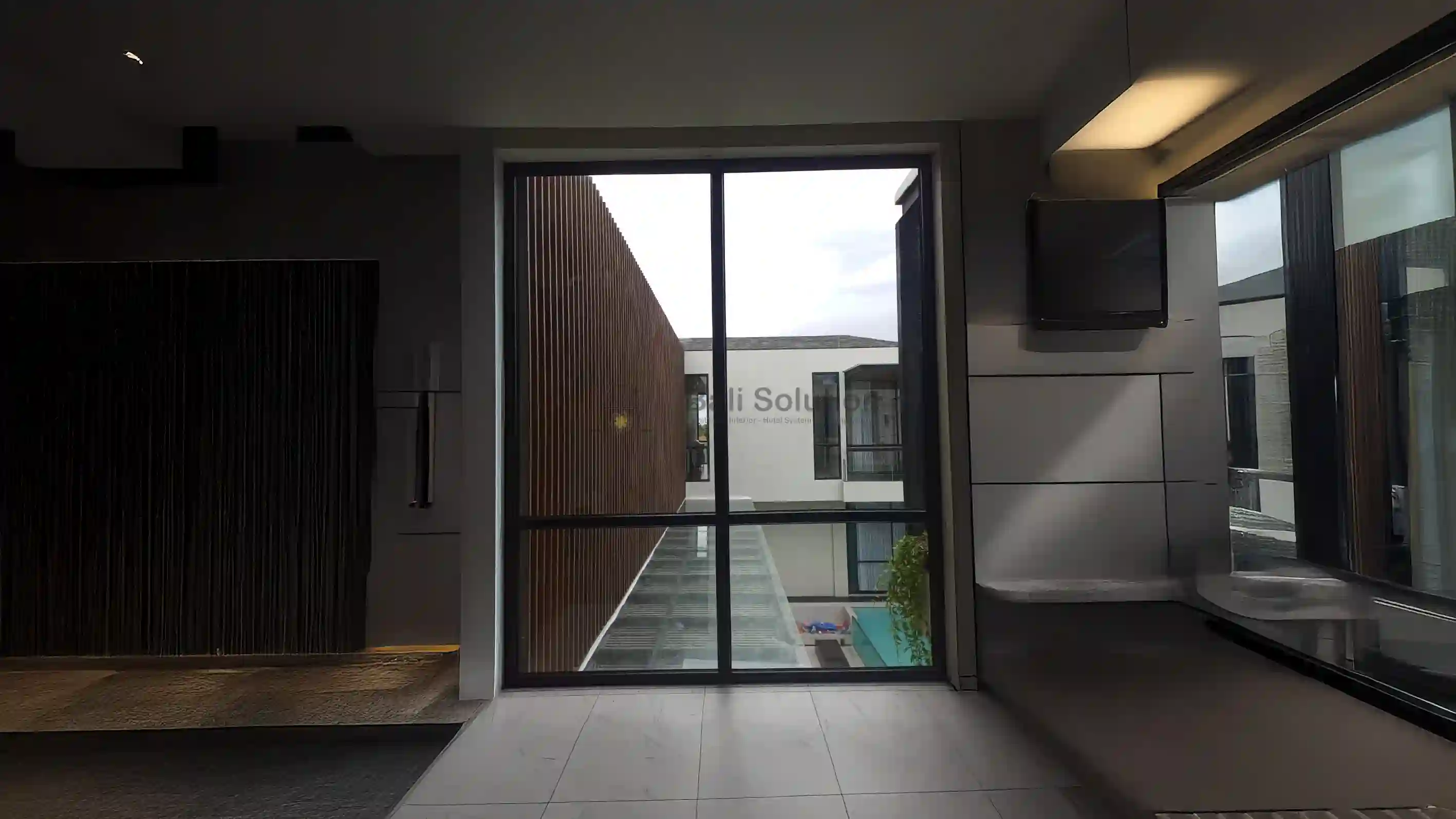 Jendela UPVC Kaca Mati