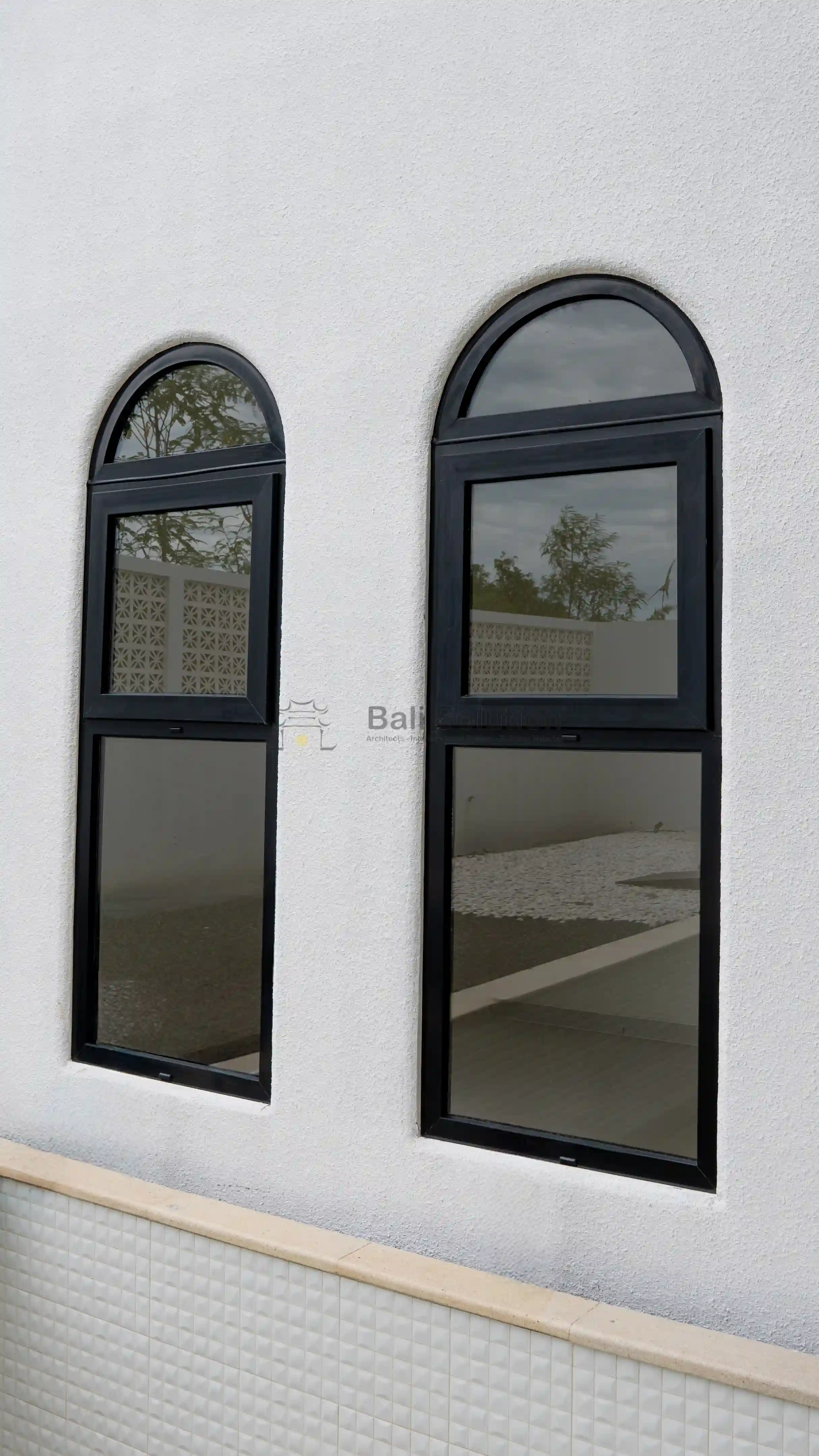 Jendela Jungkit UPVC