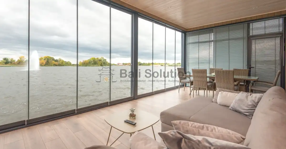 Inspirasi Desain Rumah Tropis Modern, Bikin Hunian Nyaman dengan Pintu dan Jendela UPVC