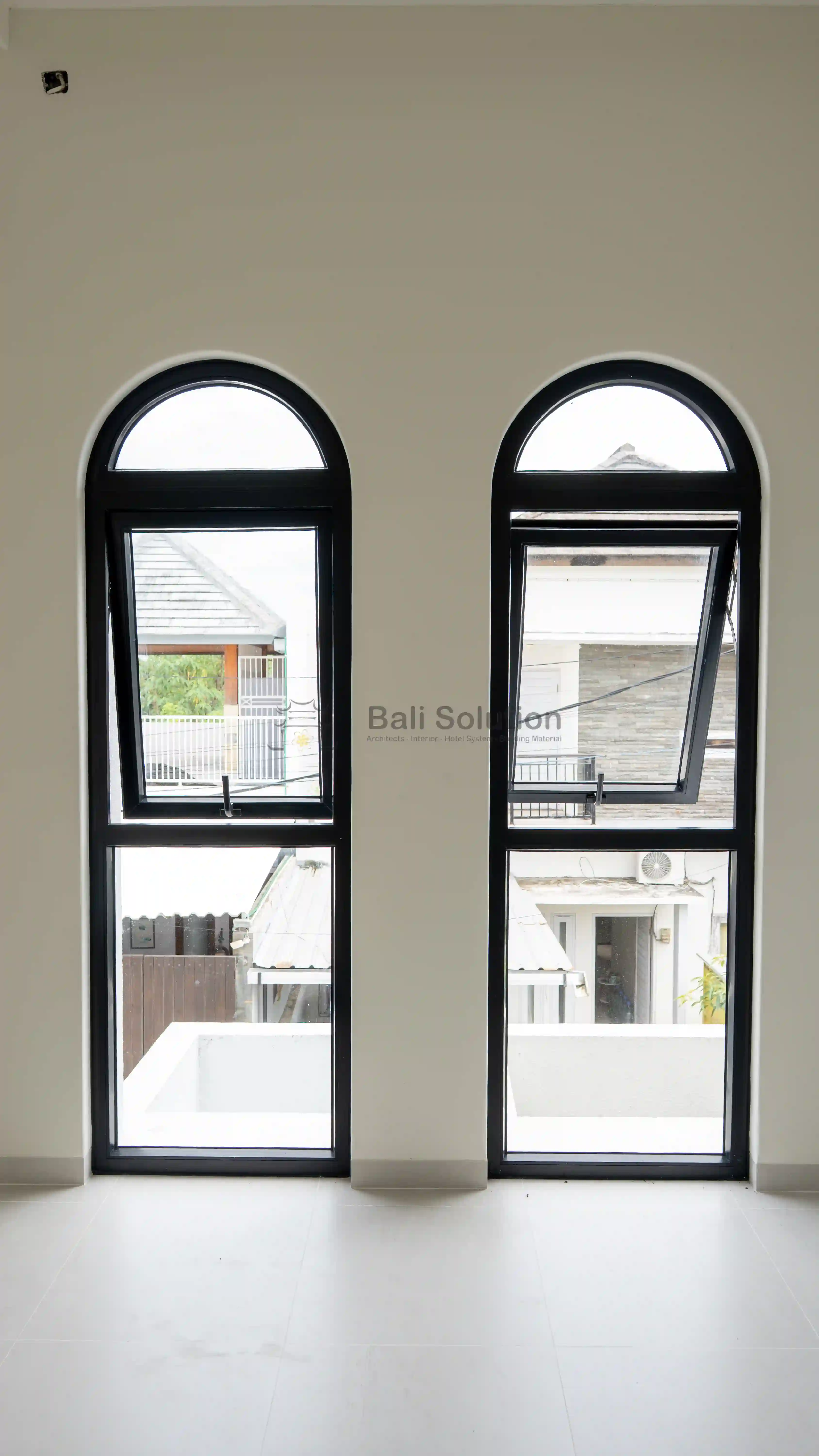 Jendela Jungkit UPVC